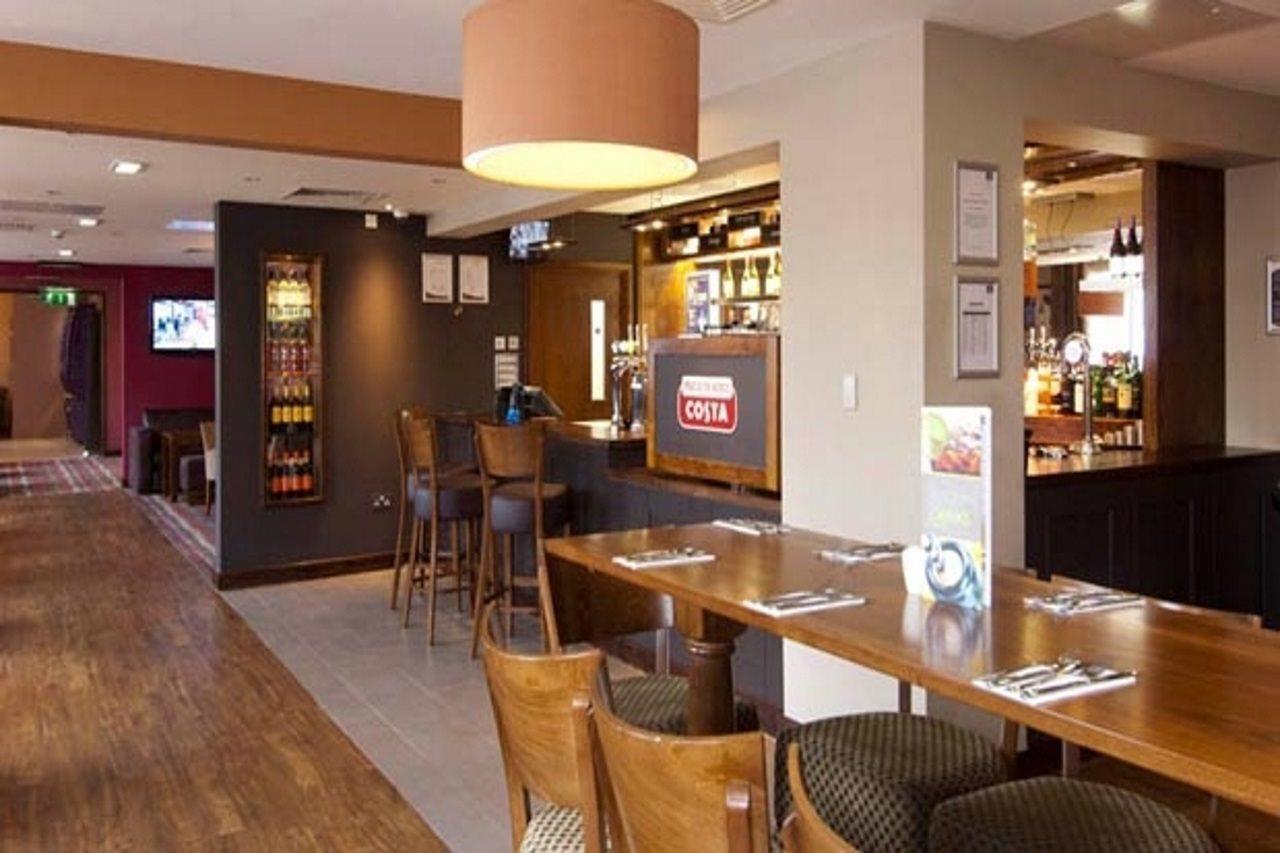 Premier Inn Coventry City 외부 사진